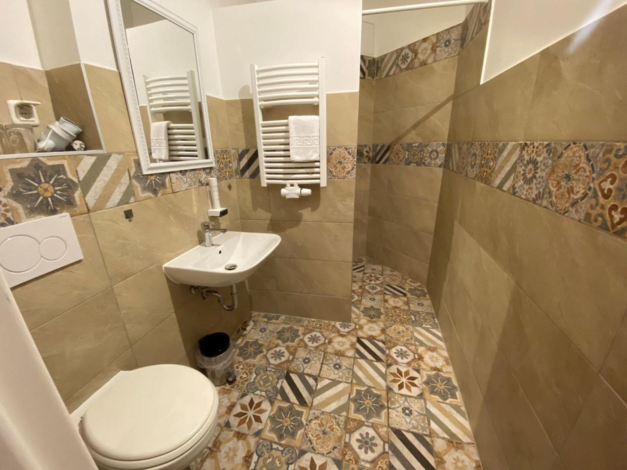 Avalon Bed & Breakfast Themen/- Nichtraucherhotel Hannover Dış mekan fotoğraf